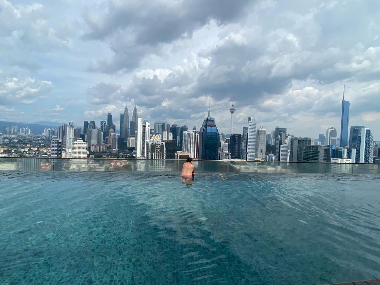 Skypool Kl Free Infinity Pool Over Куала-Лумпур Экстерьер фото